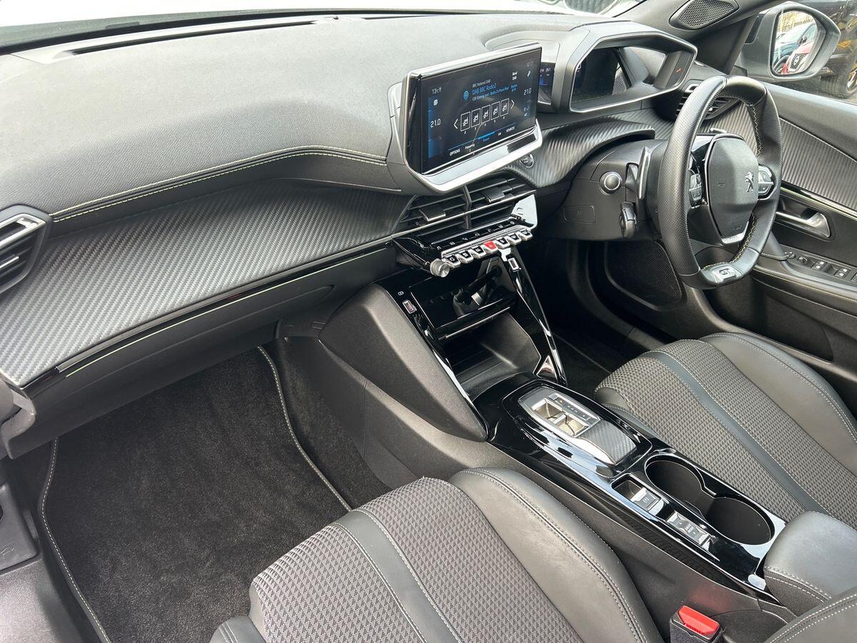 Used Peugeot 2008 2023 for sale - 77675106: Photo 2