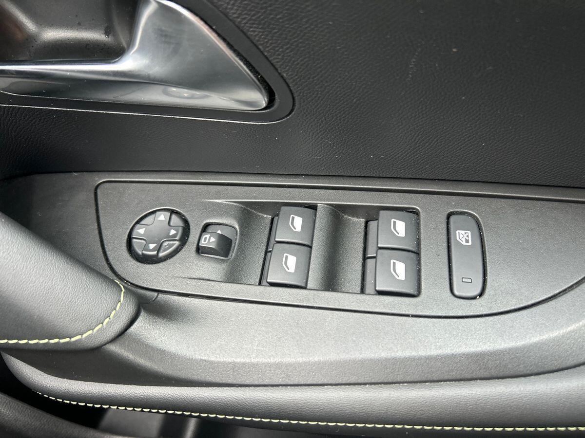 Used Peugeot 2008 2023 for sale - 77675106: Photo 47