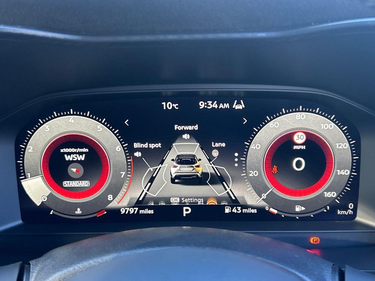 Used Nissan Juke 2024 for sale - 76650670: Photo 15