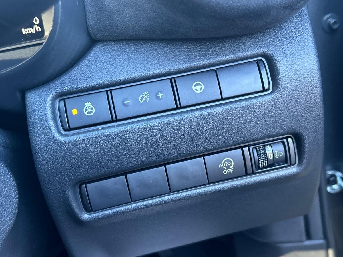 Used Nissan Juke 2024 for sale - 76650670: Photo 24