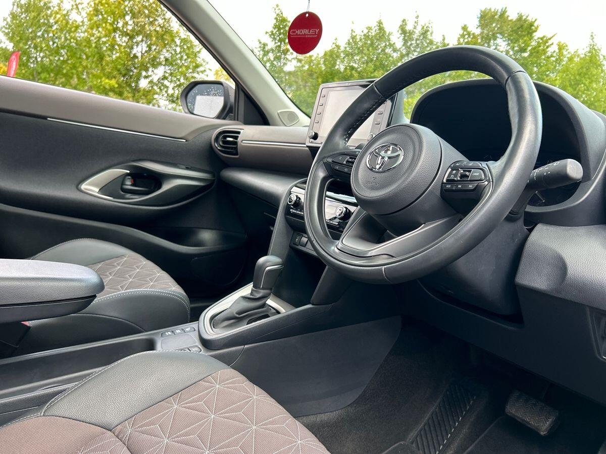 Used Toyota Yaris Cross 2022 for sale - 75983515: Photo 14