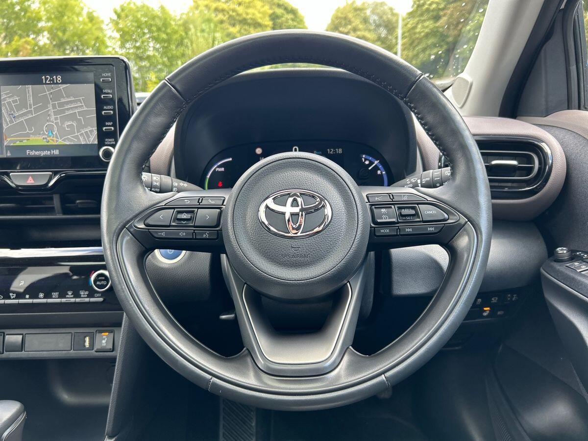 Used Toyota Yaris Cross 2022 for sale - 75983515: Photo 19