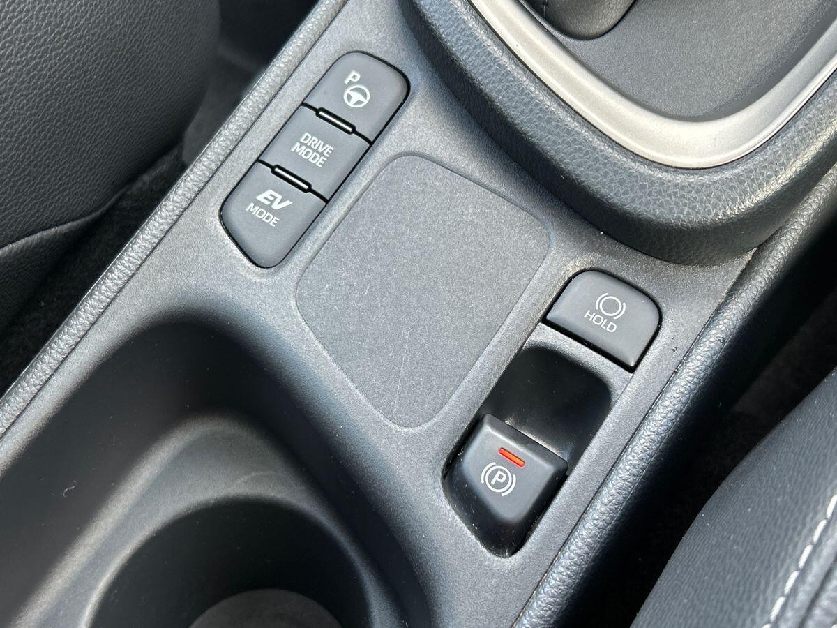 Used Toyota Yaris Cross 2022 for sale - 75983515: Photo 25