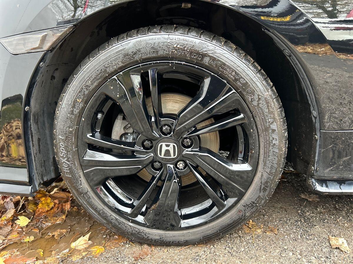 Used Honda Civic 2018 for sale - 76476128: Photo 11