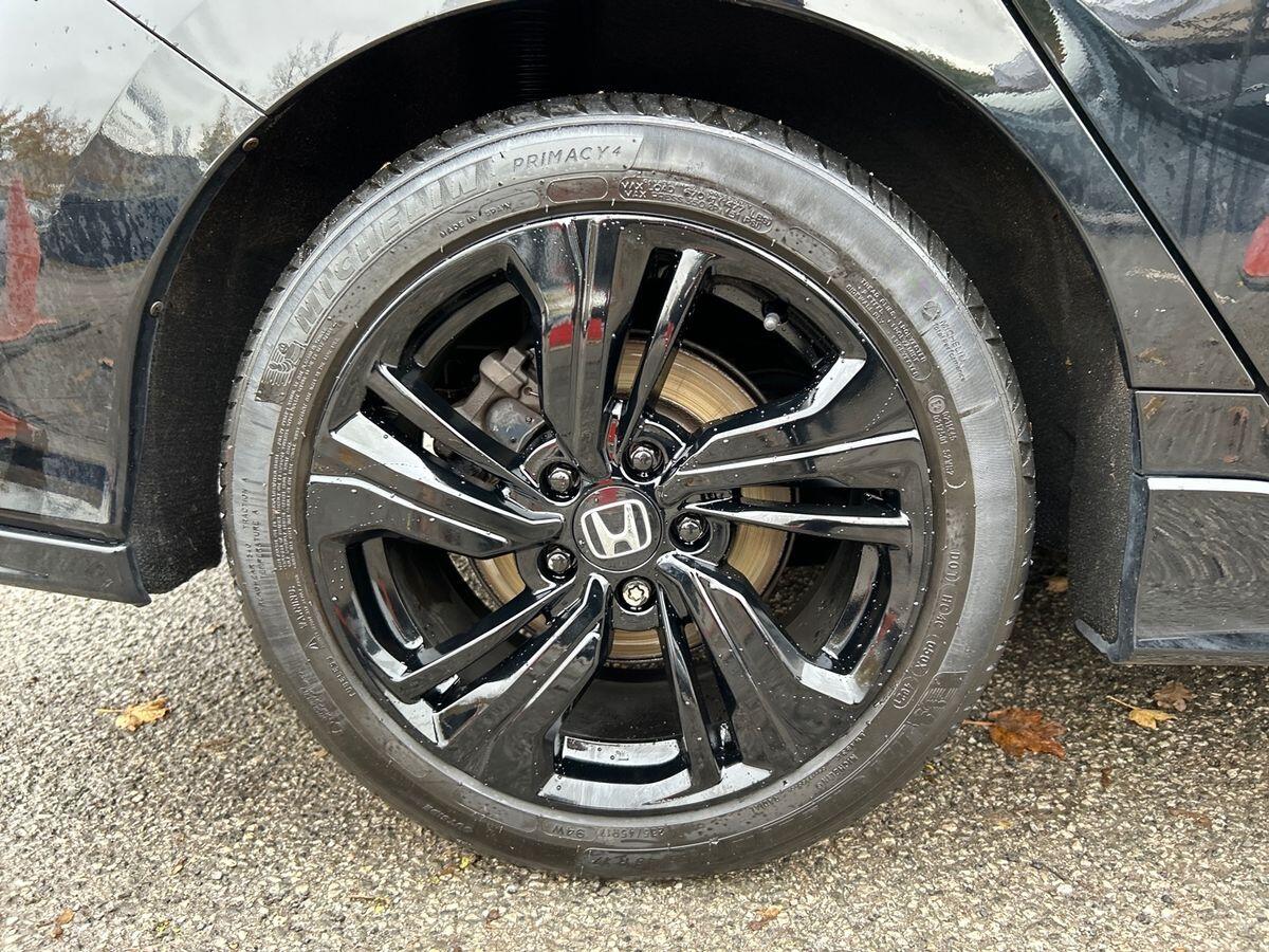 Used Honda Civic 2018 for sale - 76476128: Photo 13