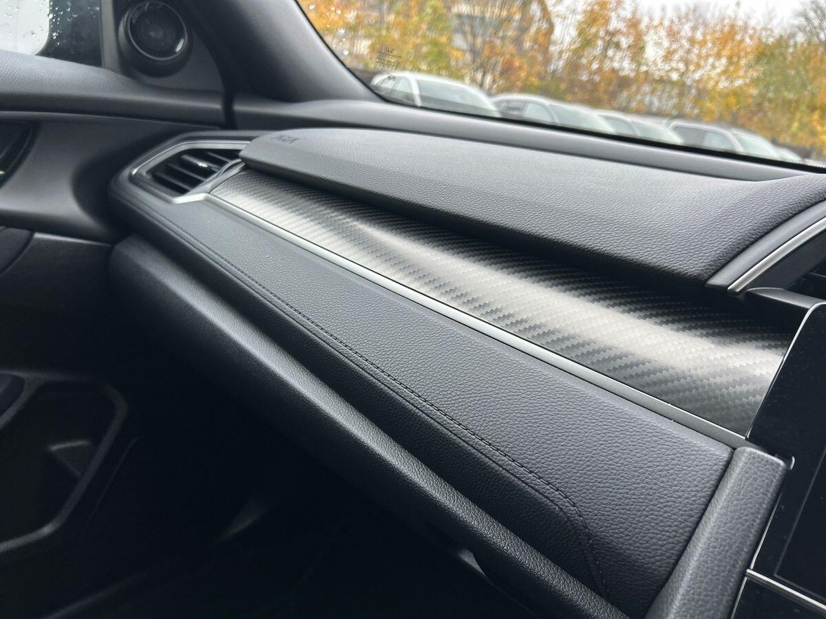 Used Honda Civic 2018 for sale - 76476128: Photo 33