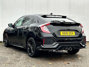 Used Honda Civic 2018 for sale - 76476128: Photo