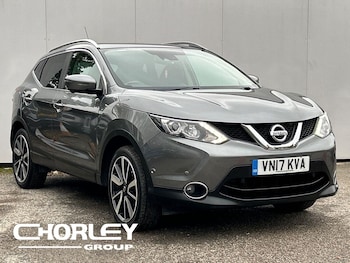 Used Nissan Qashqai 2017 for sale - 76232570: Photo