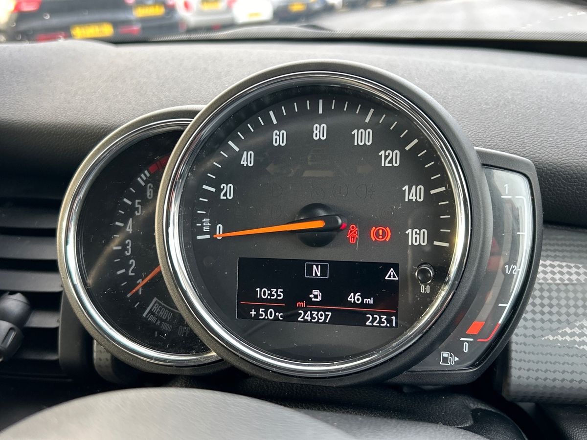 Used MINI Hatch 2019 for sale - 76961585: Photo 15