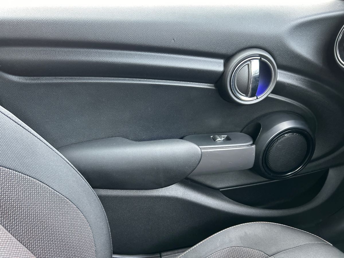 Used MINI Hatch 2019 for sale - 76961585: Photo 32