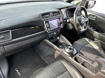 Used Nissan Leaf 2023 for sale - 77973420: Photo