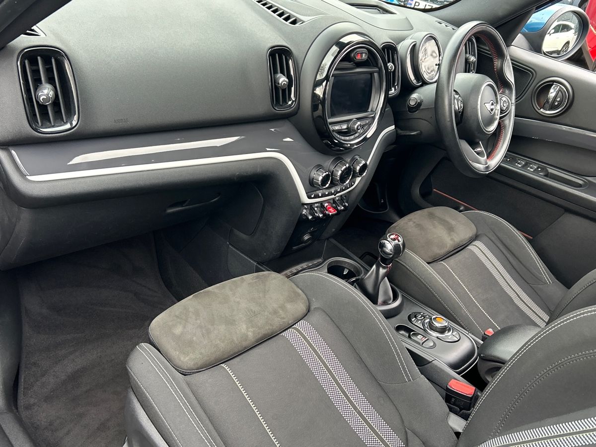 Used MINI Countryman 2018 for sale - 77368537: Photo 2