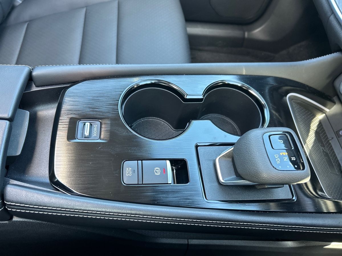 Used Nissan X-Trail 2024 for sale - 77842826: Photo 40