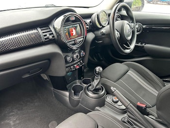 Used MINI Hatch 2021 for sale - 79547355: Photo
