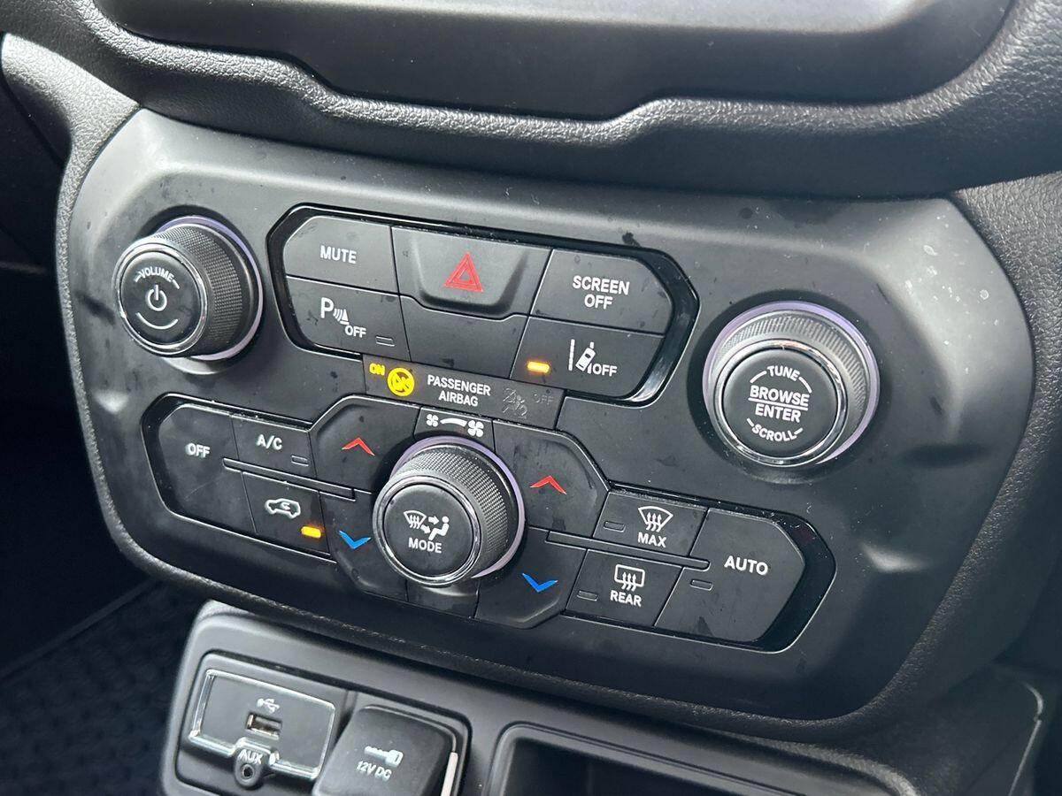 Used Jeep Renegade 2020 for sale - 76171294: Photo 26