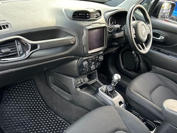 Used Jeep Renegade 2020 for sale - 76171294: Photo