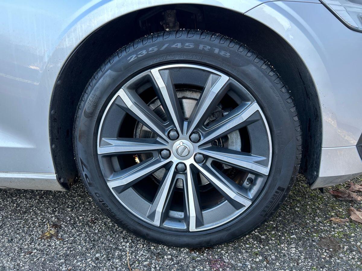 Used Volvo V60 2021 for sale - 76569605: Photo 12