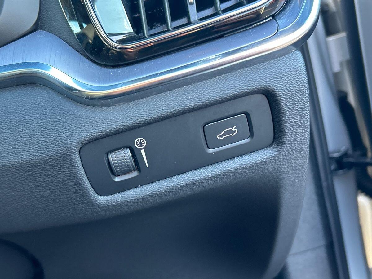 Used Volvo V60 2021 for sale - 76569605: Photo 23