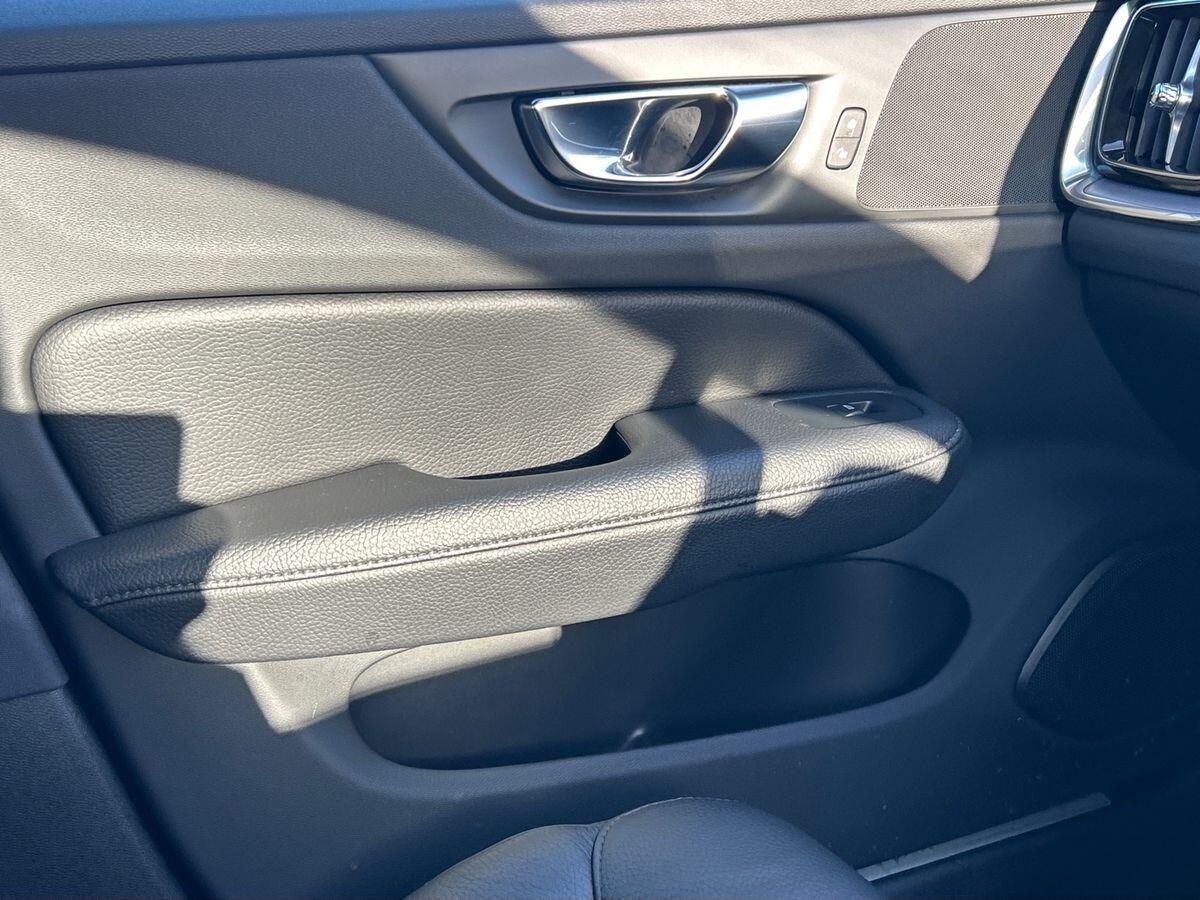 Used Volvo V60 2021 for sale - 76569605: Photo 32