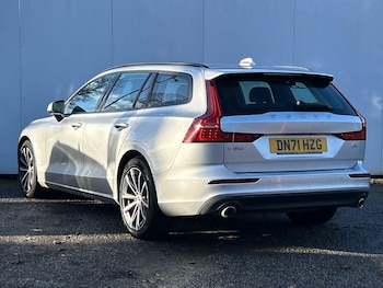 Used Volvo V60 2021 for sale - 76569605: Photo