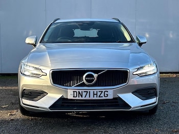 Used Volvo V60 2021 for sale - 76569605: Photo