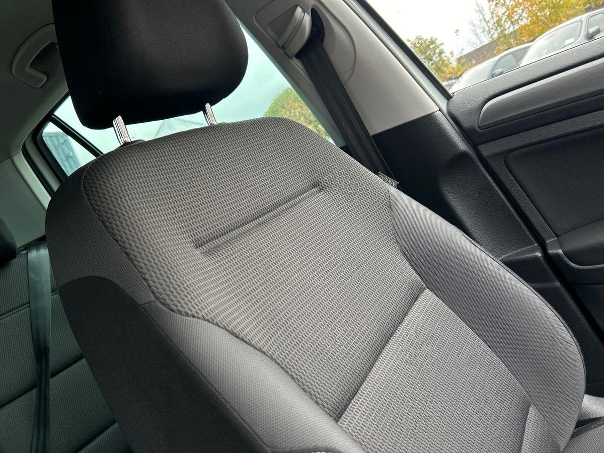 Used Volkswagen Golf 2020 for sale - 76469295: Photo 32