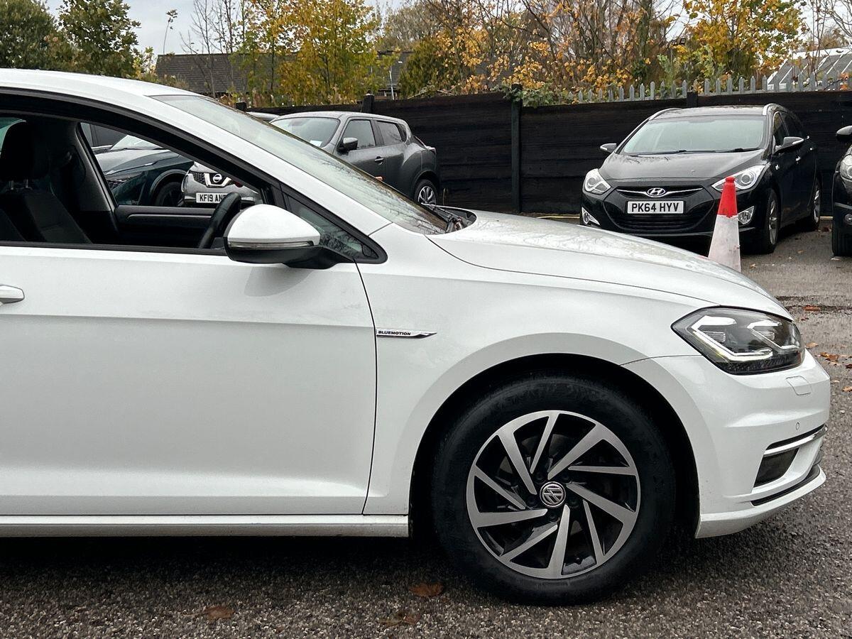 Used Volkswagen Golf 2020 for sale - 76469295: Photo 36