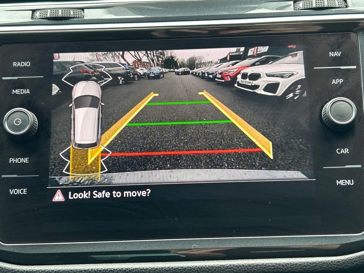 Used Volkswagen Tiguan 2023 for sale - 77914391: Photo 17