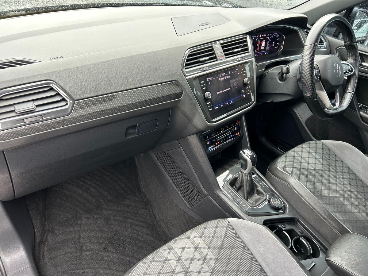 Used Volkswagen Tiguan 2023 for sale - 77914391: Photo 2