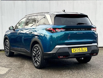 Used Peugeot 5008 2025 for sale - 76412821: Photo