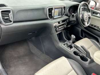Used Kia Sportage 2018 for sale - 74742189: Photo