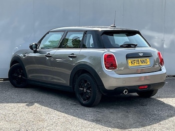 Used MINI Hatch 2019 for sale - 78851988: Photo