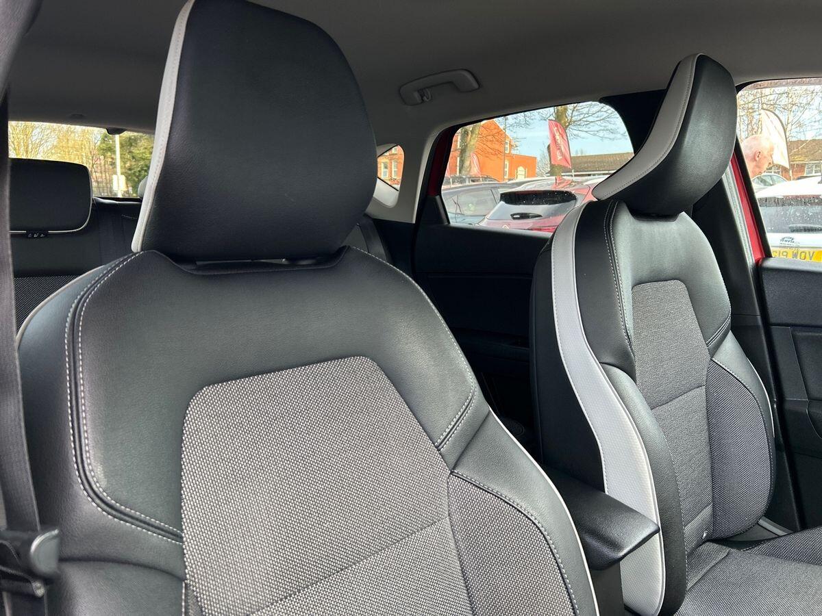 Used Renault Captur 2020 for sale - 77943697: Photo 18