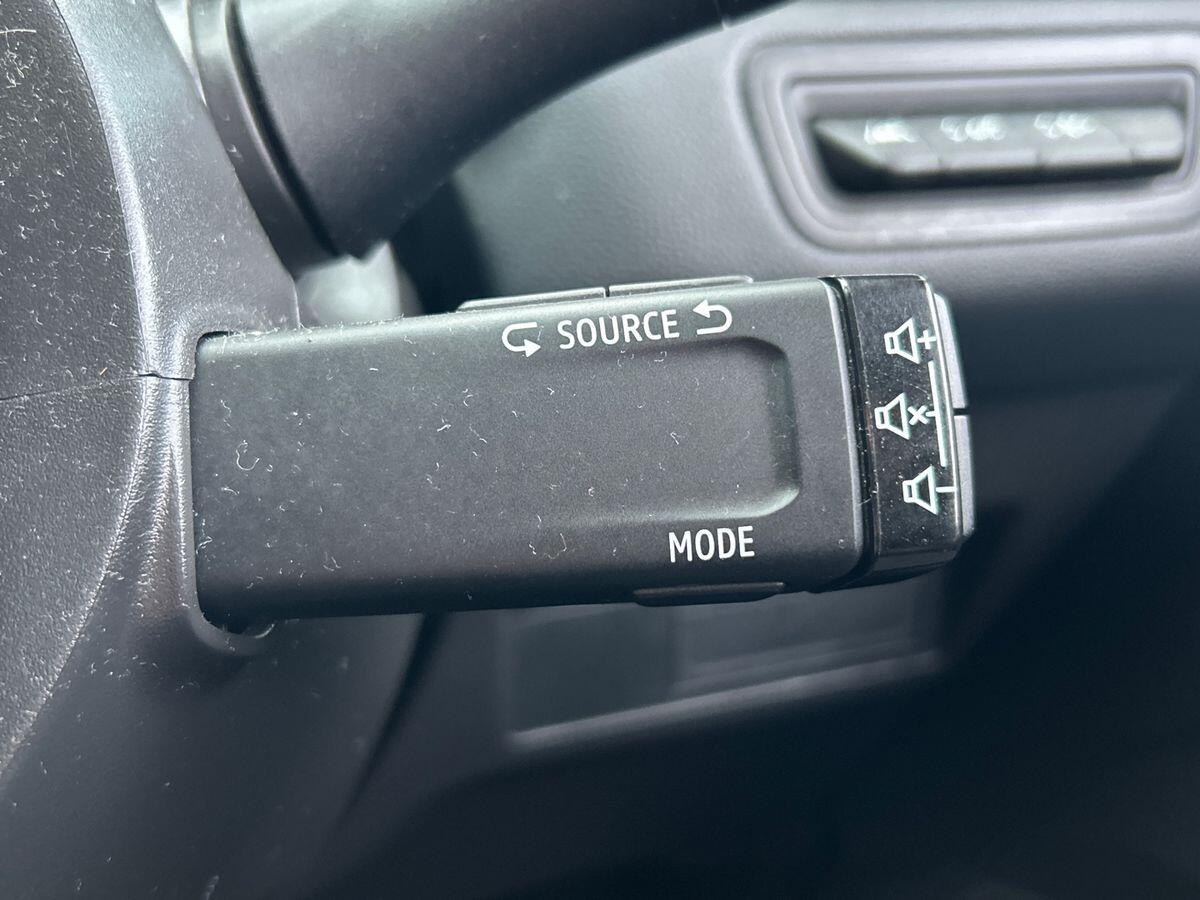 Used Renault Captur 2020 for sale - 77943697: Photo 33