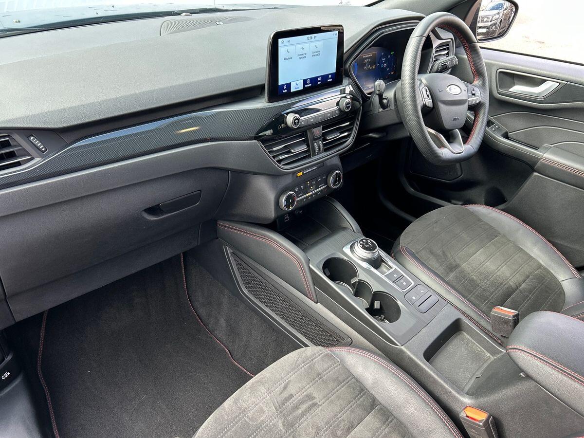 Used Ford Kuga 2023 for sale - 78052671: Photo 2