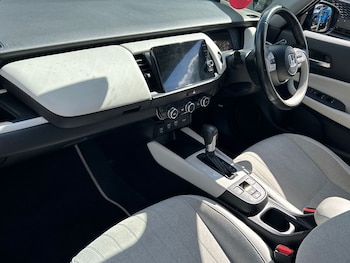 Used Honda Jazz 2023 for sale - 75969571: Photo