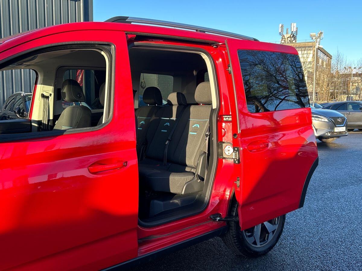 Used Ford Tourneo Connect 2023 for sale - 77194877: Photo 33