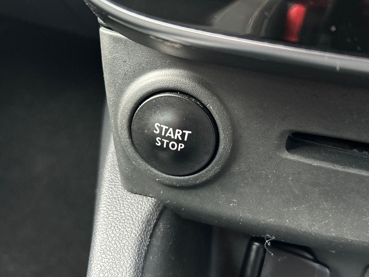 Used Renault Clio 2018 for sale - 77139095: Photo 25