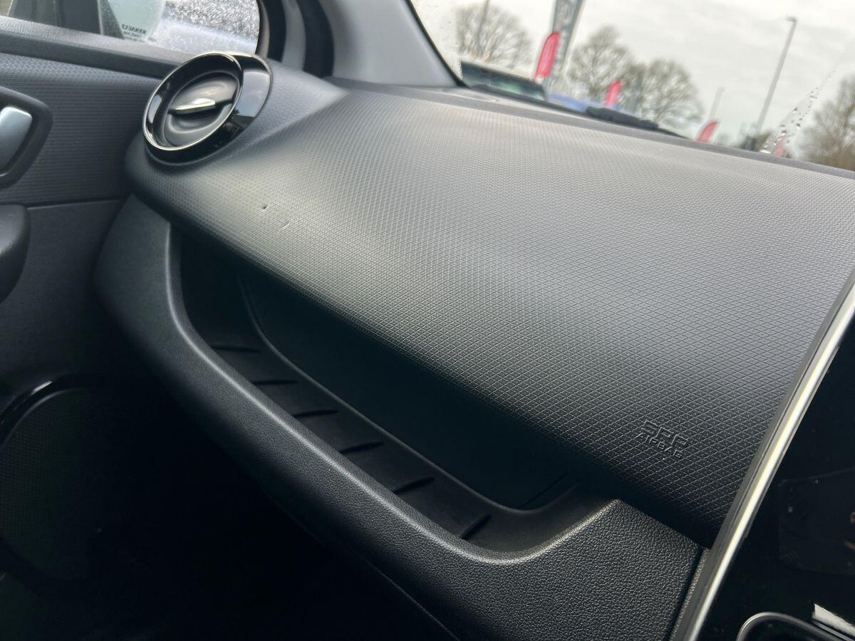 Used Renault Clio 2018 for sale - 77139095: Photo 33