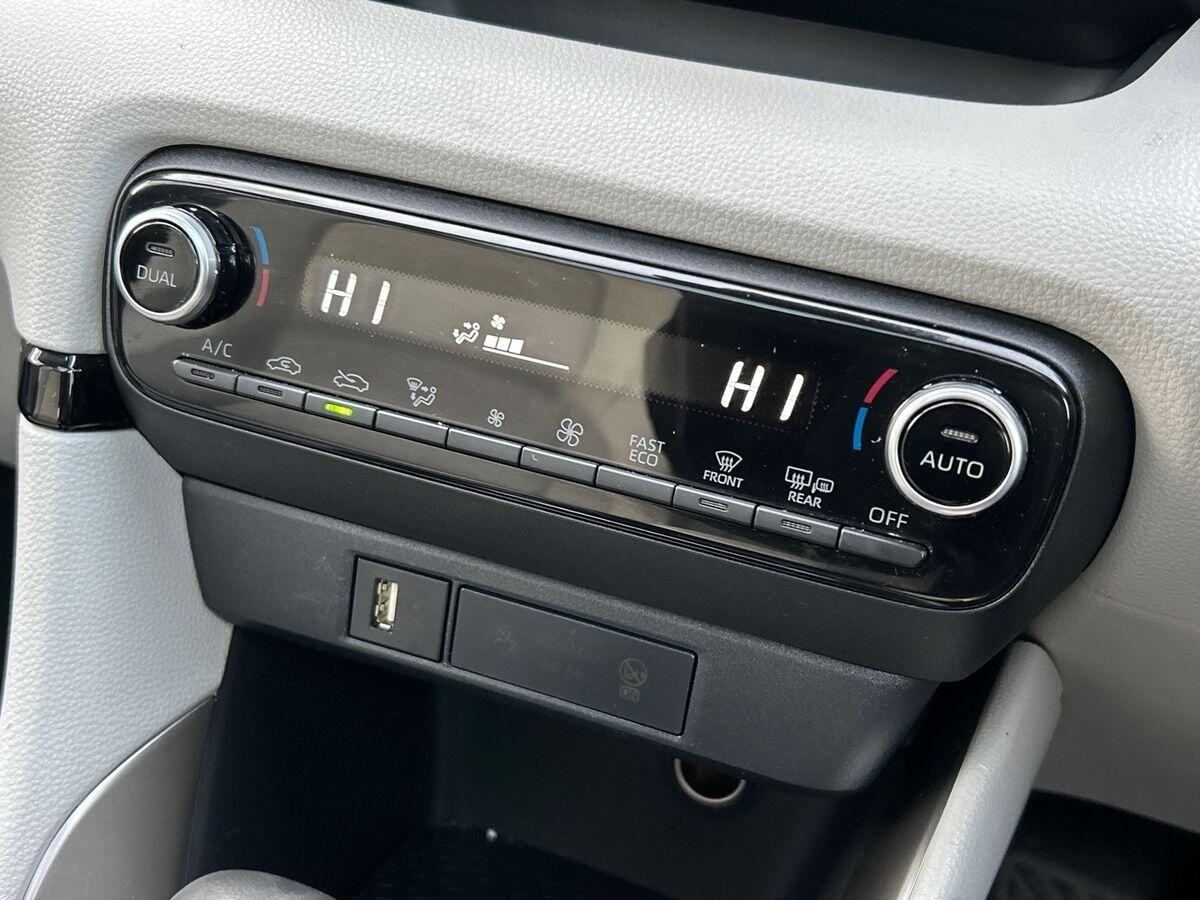 Used Toyota Yaris 2021 for sale - 76844644: Photo 25