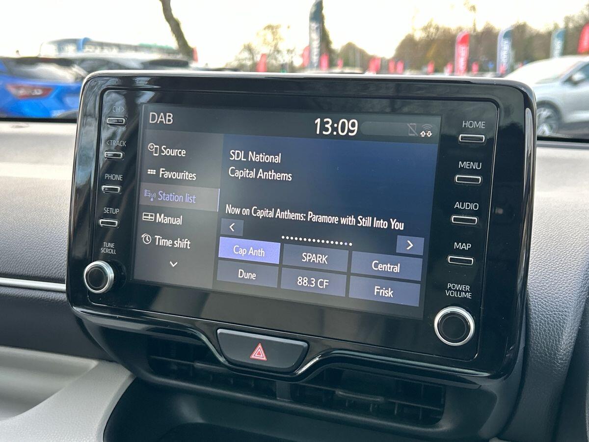 Used Toyota Yaris 2021 for sale - 76844644: Photo 27