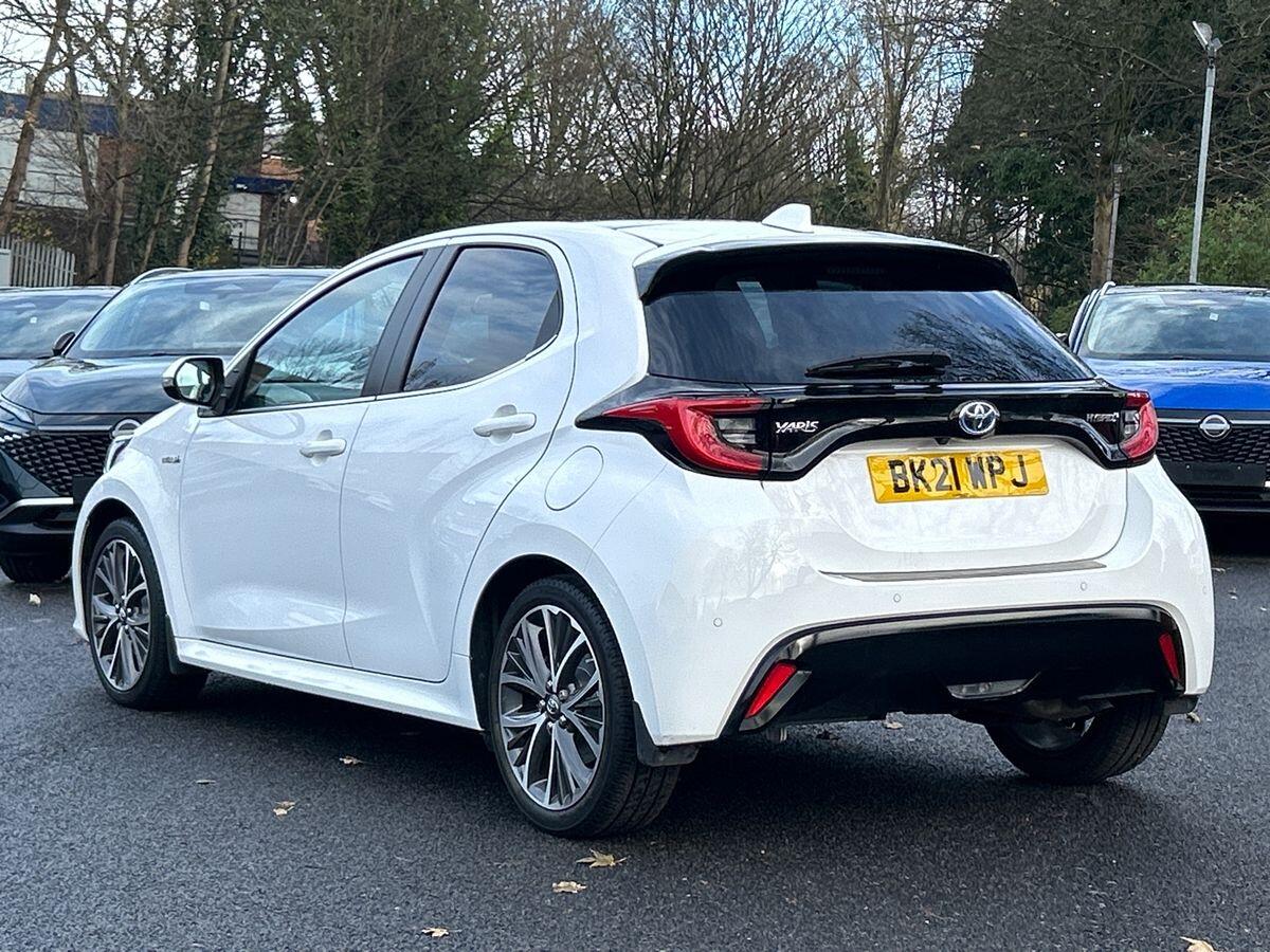 Used Toyota Yaris 2021 for sale - 76844644: Photo 3