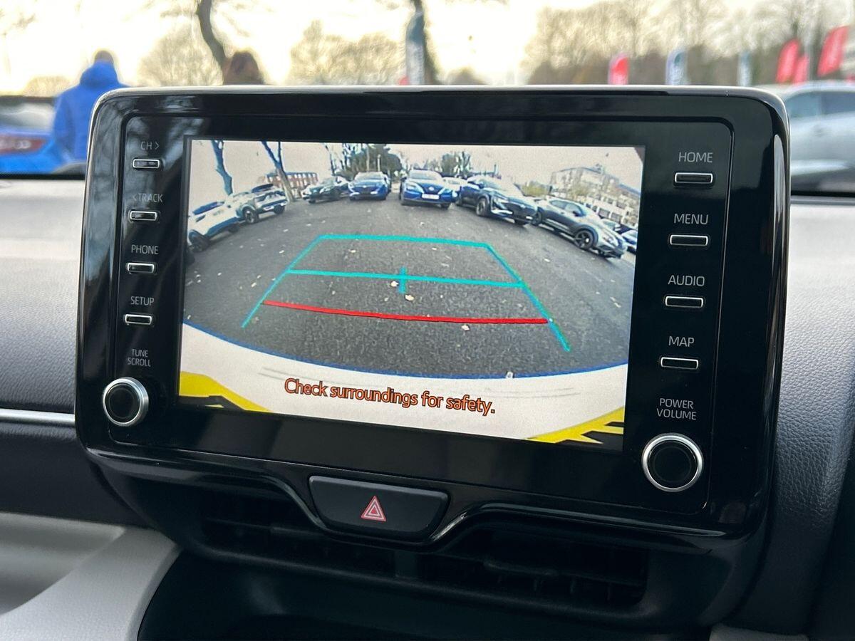 Used Toyota Yaris 2021 for sale - 76844644: Photo 30