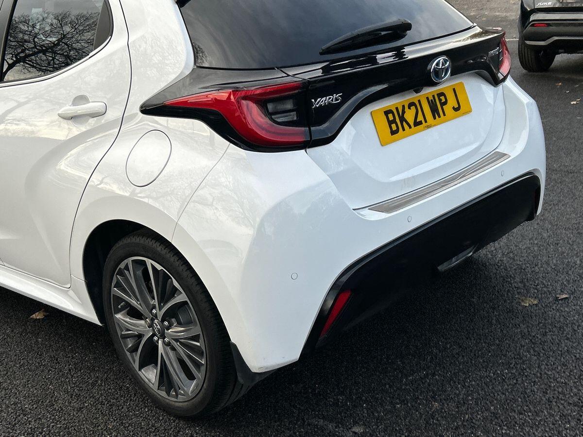 Used Toyota Yaris 2021 for sale - 76844644: Photo 37