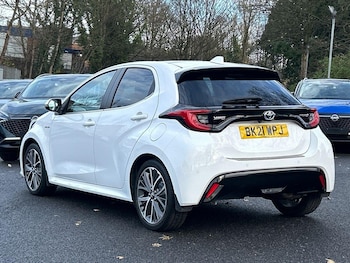 Used Toyota Yaris 2021 for sale - 76844644: Photo