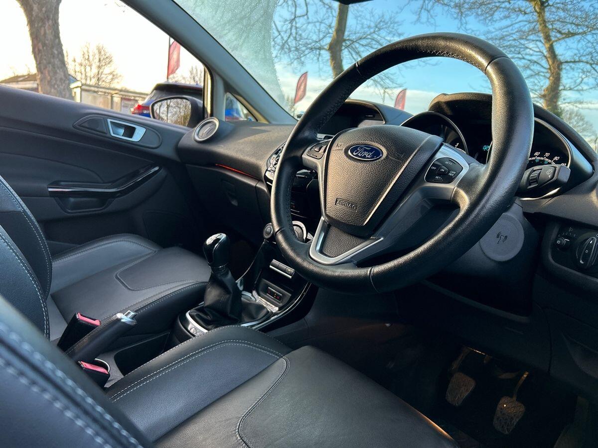 Used Ford Fiesta 2016 for sale - 76905612: Photo 14