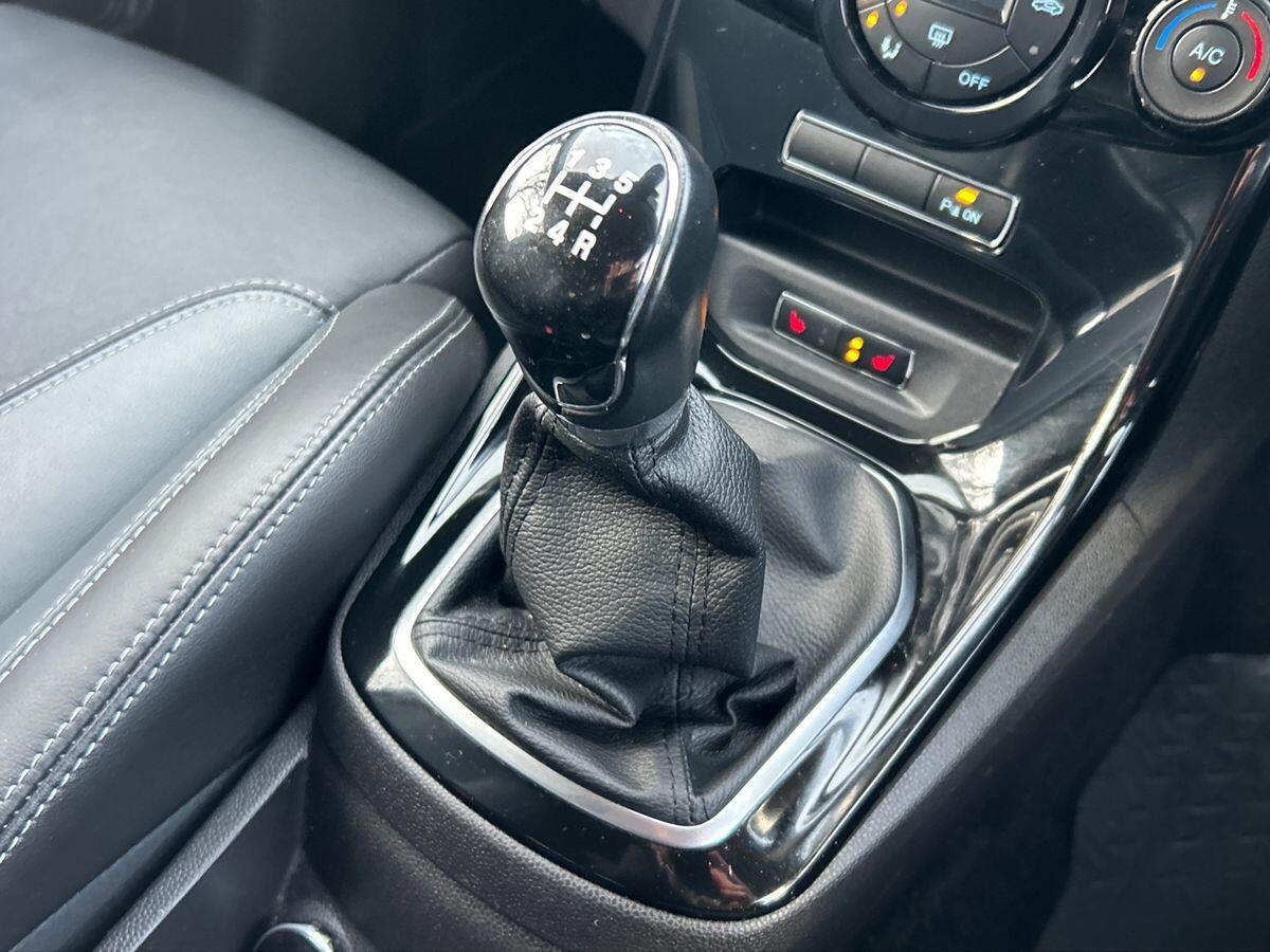 Used Ford Fiesta 2016 for sale - 76905612: Photo 24