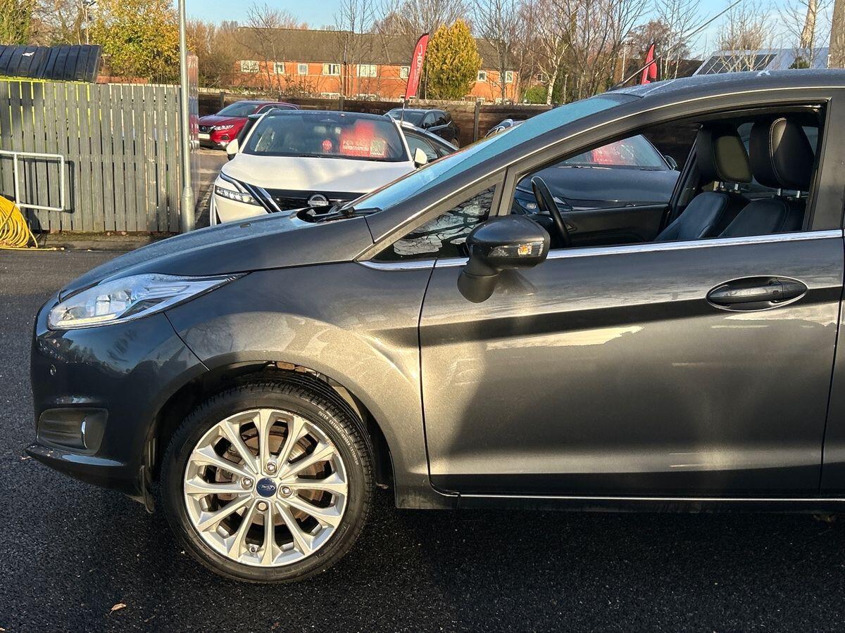 Used Ford Fiesta 2016 for sale - 76905612: Photo 40