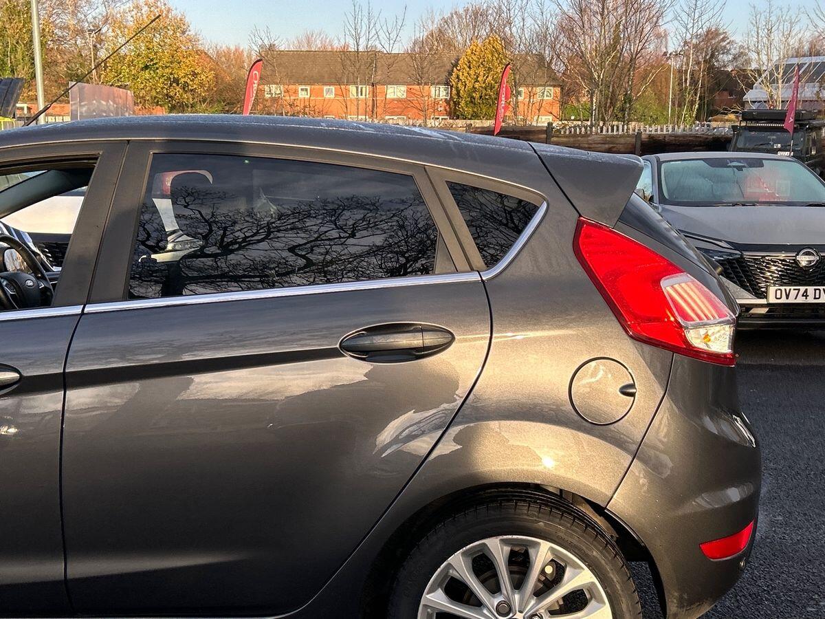 Used Ford Fiesta 2016 for sale - 76905612: Photo 41