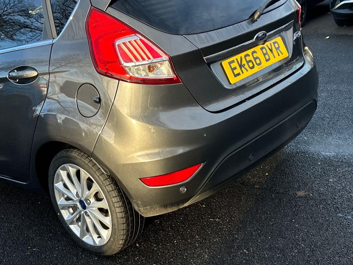 Used Ford Fiesta 2016 for sale - 76905612: Photo 42